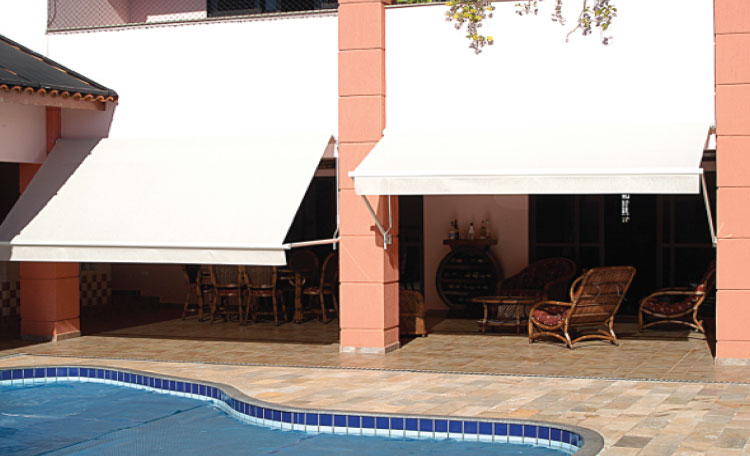 Robusta small window awning